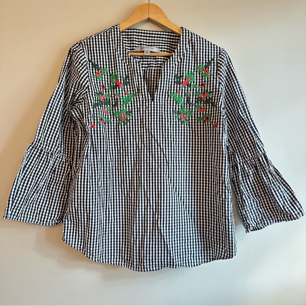 Marc‎ New York Embroidered Bell‑Sleeve Gingham Blouse Women’s Medium